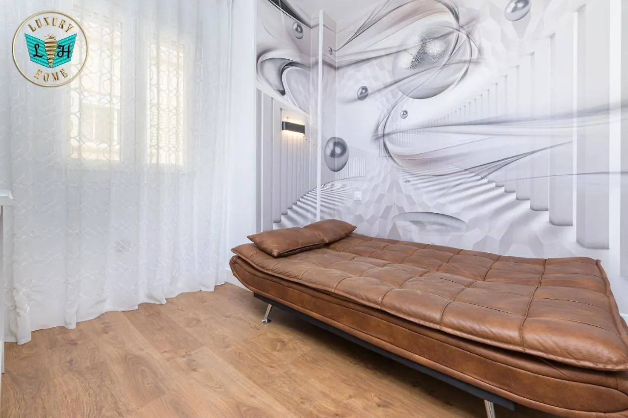 Luxury Home With Terrace Malaga Apartament